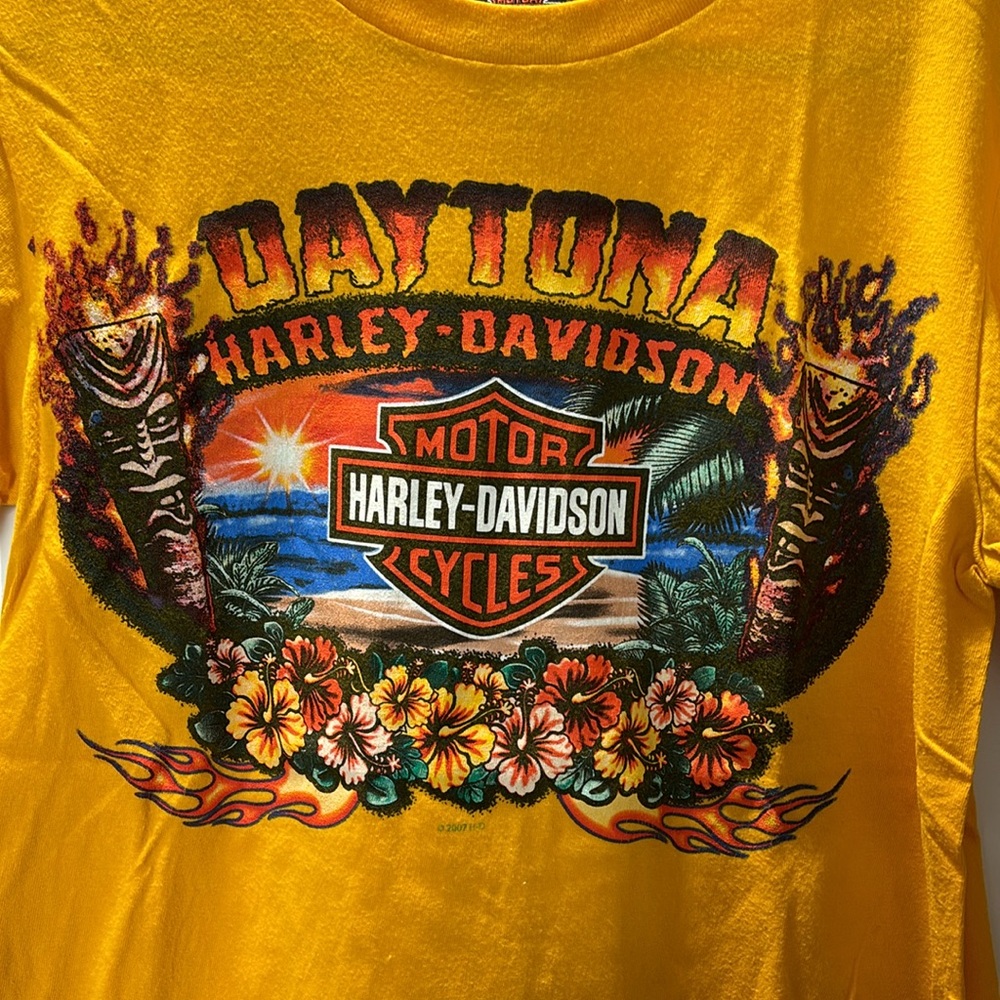 Harley Davidson ladies tshirt - Picture 2 of 5